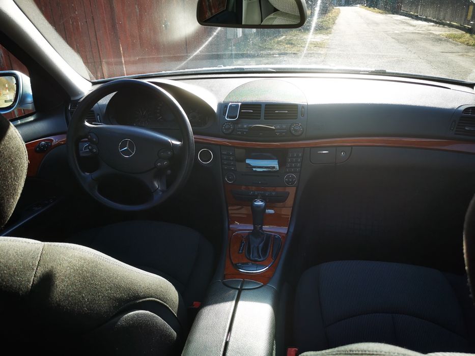 Vând autoturism Mercedes Benz