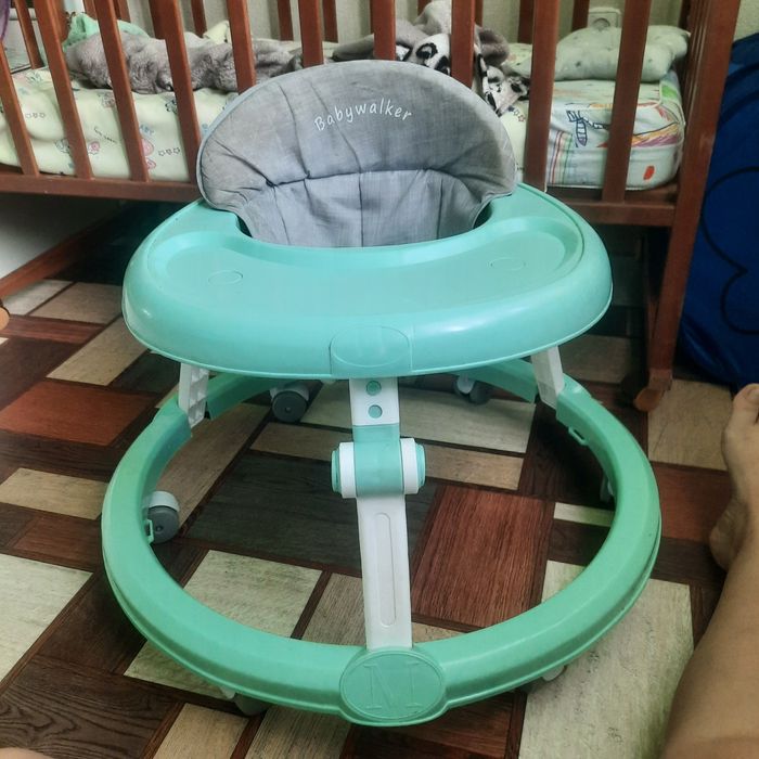 Продам детские ходунки