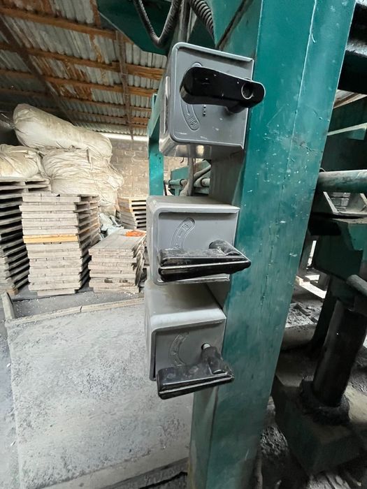 Станок для песка блока