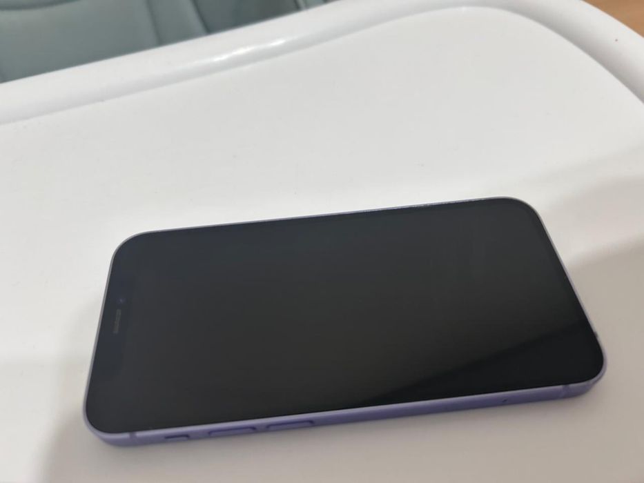 iPhone 12 mini  в отличном состяние, все в оригинале