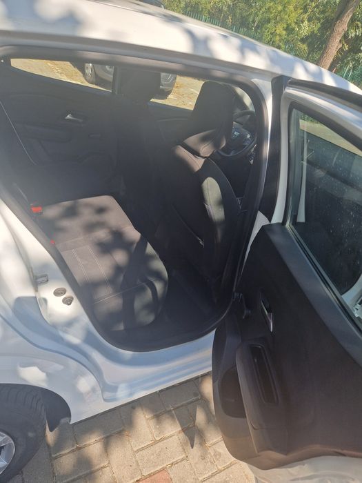 Dacia sandero 2022