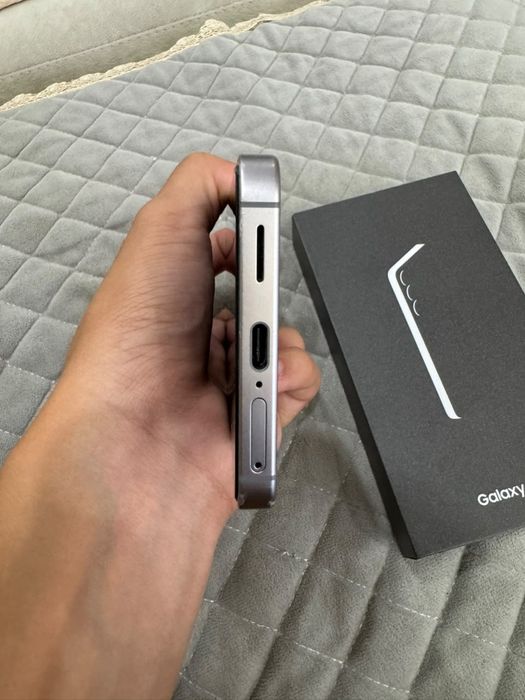 Продаю Samsung S25