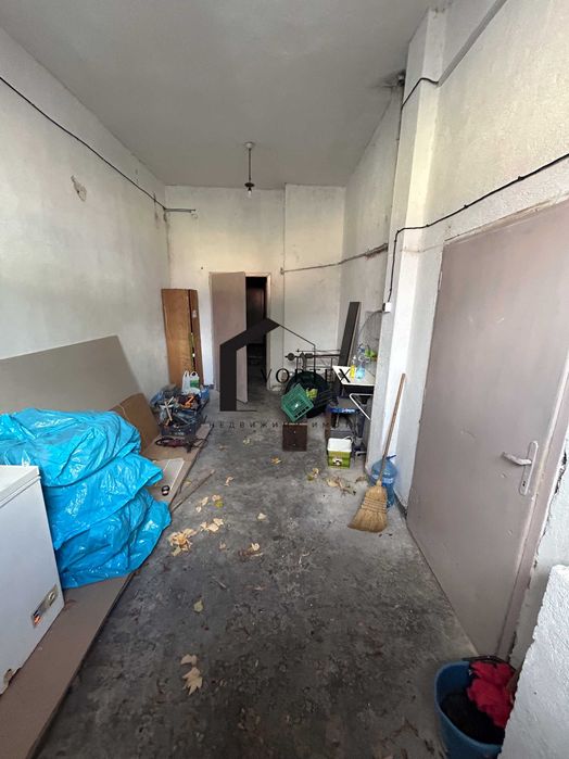 Продава се Магазин в с. Веринско, Област София-област - 521 кв.м за 327 €/кв.м - Снимка #10