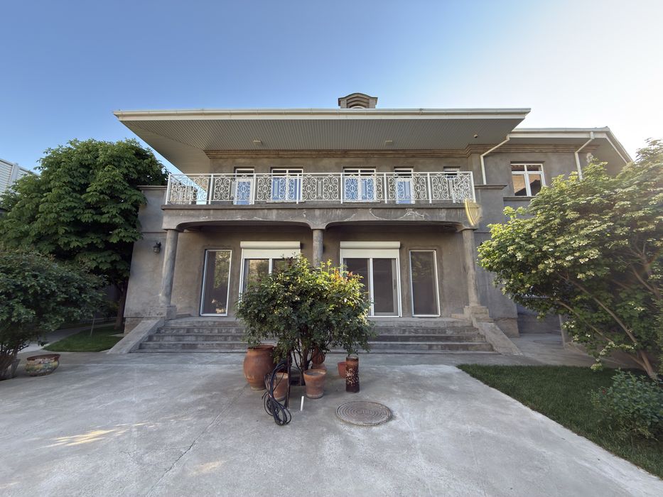 Продажа участка 20 соток Мирзо Улугбек ориентир Чайхана Салом