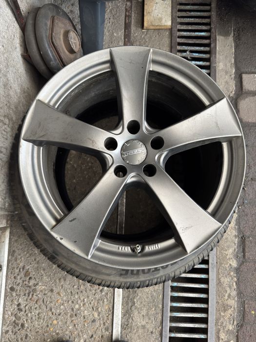 Set 4 jante Dezent pe 18 inch cu prindere 5x110 și 8Jx18 ET34