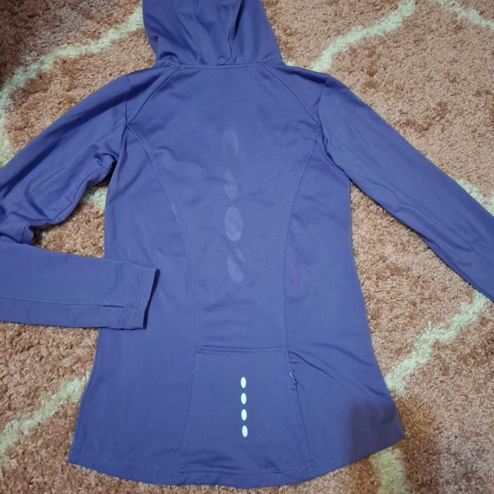 Спортна Блузка/Суичър с качулка