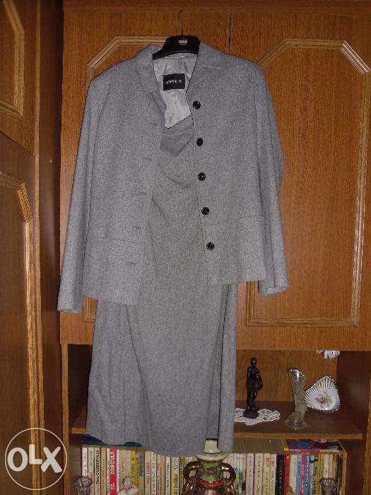 costumas grosut din stofa