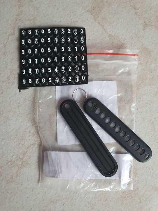 Breloc personalizabil cu număr telefon pentru chei