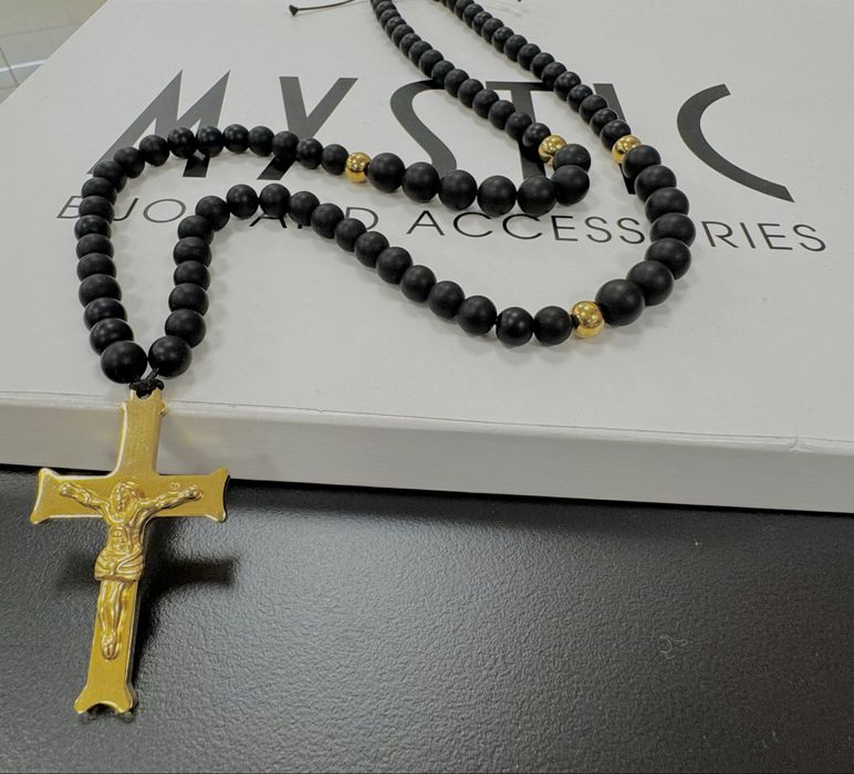 Мъжка броеница от естествени камъни