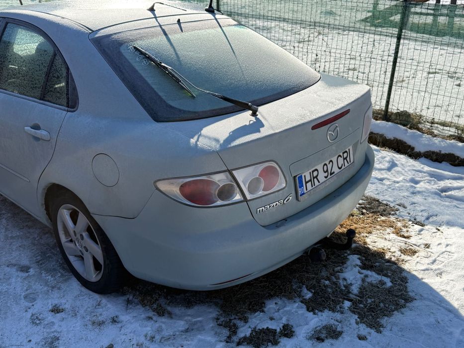 Vând Mazda 6 , an 2004, vopsită raptor
