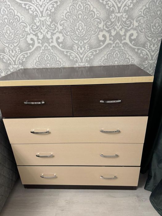 Продам комод б/у в хорошем состоянии