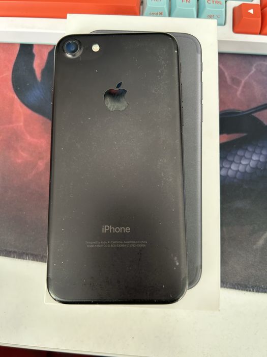 Продаю Iphone 7, Ipad air , oppo reno4 lite