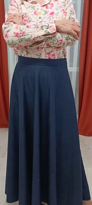 Продам женскую юбку