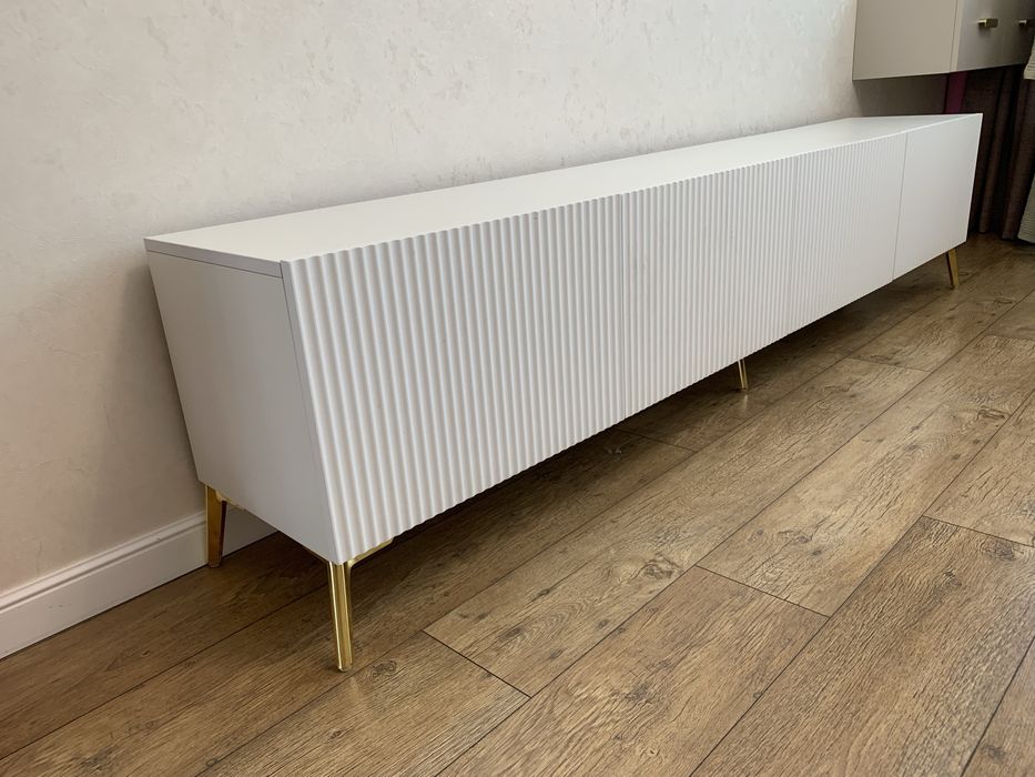 Тумба под телевзор