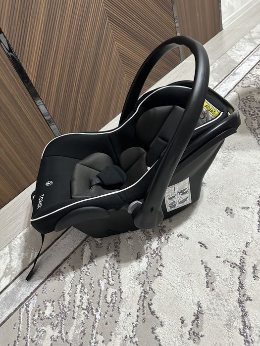 Автокресло.  Люлка для автомобиля