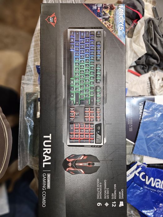 Calculator +  monitor + tastatura + boxe 5.1 sau 2.1 sau 2.0