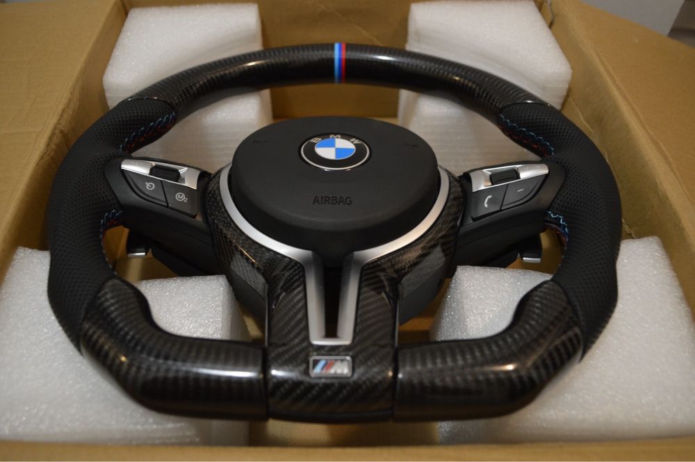 Volan Carbon BMW Seria 1 2 3 4 5 6 7 X1 X2 X3 X4 X5 X6 E/F F01 F02 F03 F04 F06 F12 F13 F15 F16 F10 F