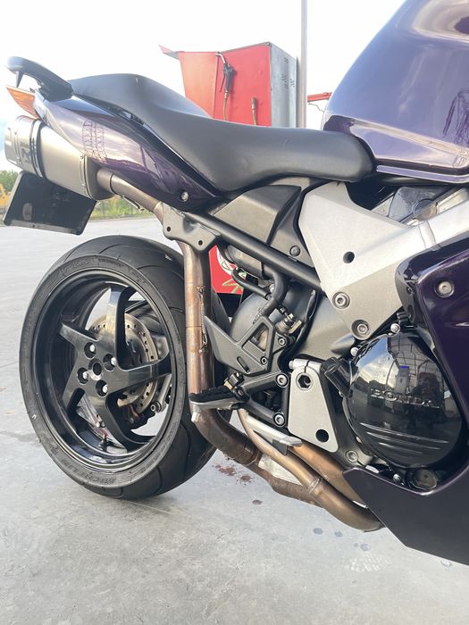 Vfr 800 an 2002
