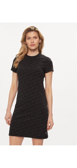 Рокля Emporio Armani