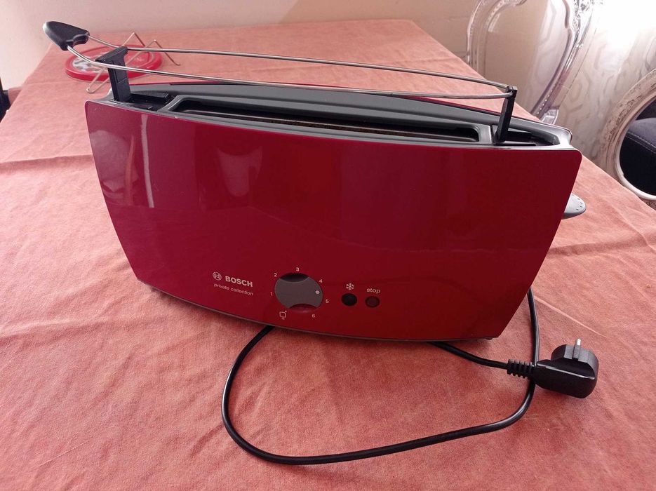 Дизайнерски Червен ТОСТЕР Bosch Red TAT-6004/01
