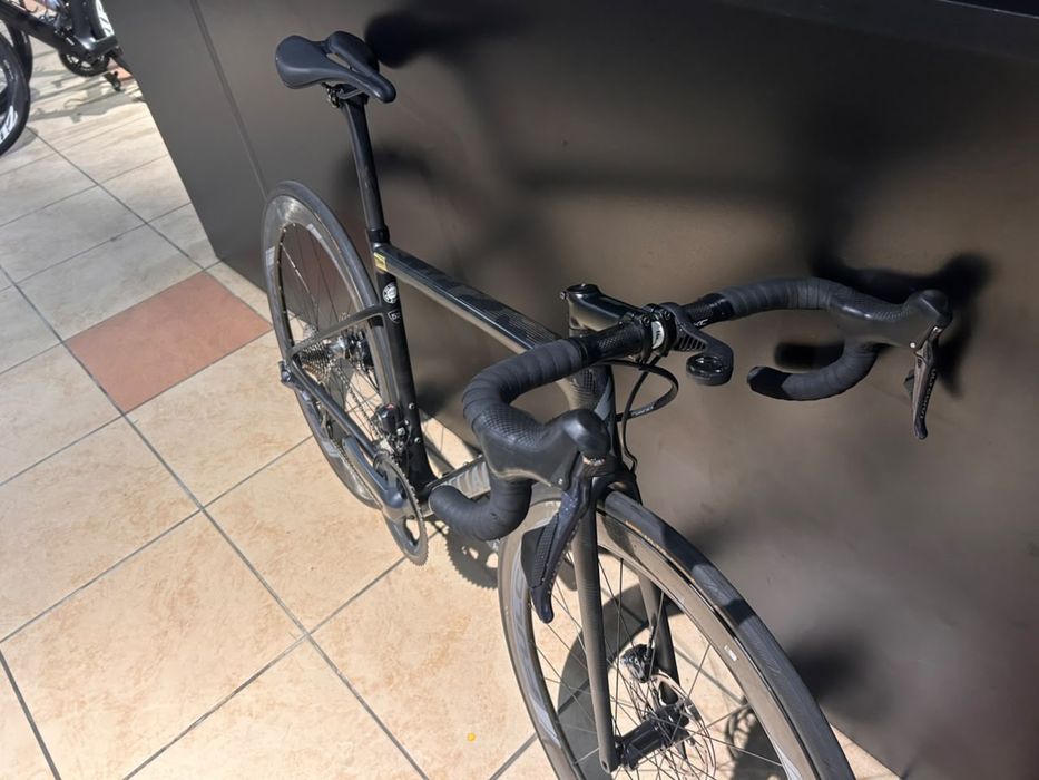 Шоссейный велосипед Specialized