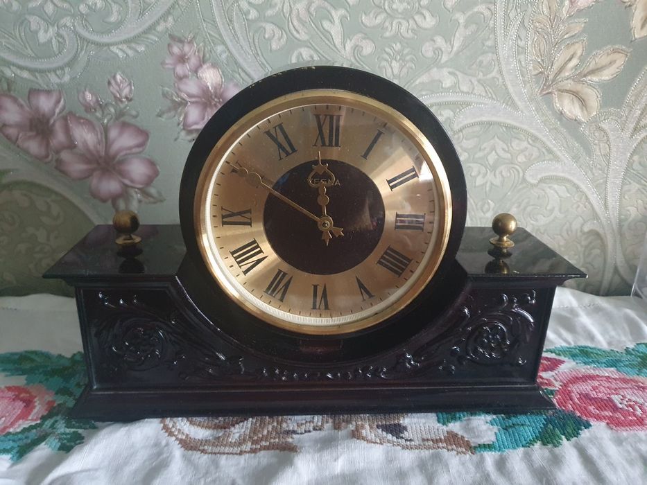 Механические Часы  "весна"