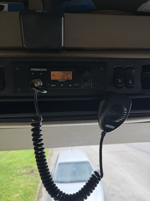 Влекач Scania R420