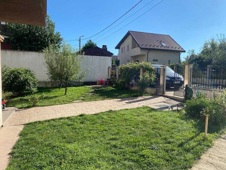 Persoană fizică, închiriez apartament cu o cameră, 35 mp,  Bucium - Rond 30