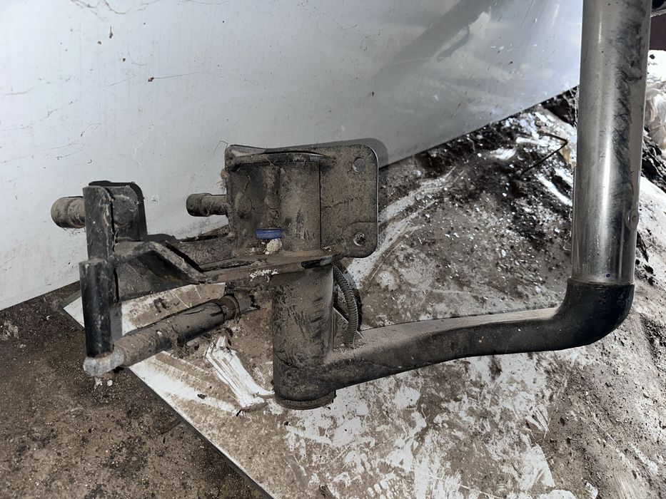 Роубар за резервна гума Mercedes ML W163