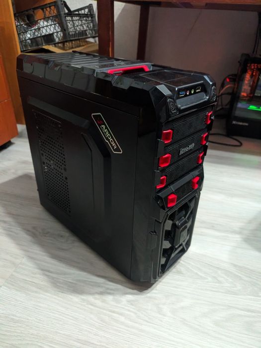 Корпус Huntkey Spider + БП 550w