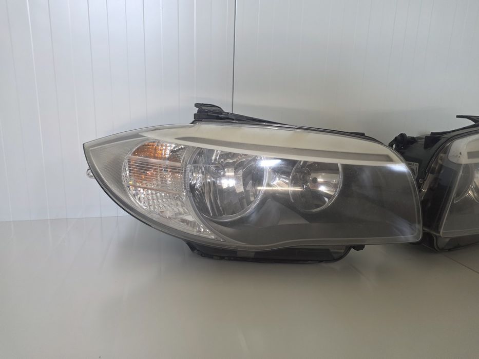 Faruri BMW Seria 1 E81 E82 E87 E88 Facelift LCI stanga dreapta