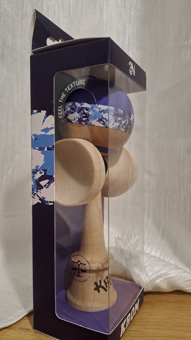 Kendama Adrian Vilau Pro Model KROM