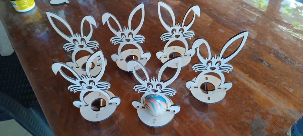 Великденски поставки за яйца.Подарък за малки и големи