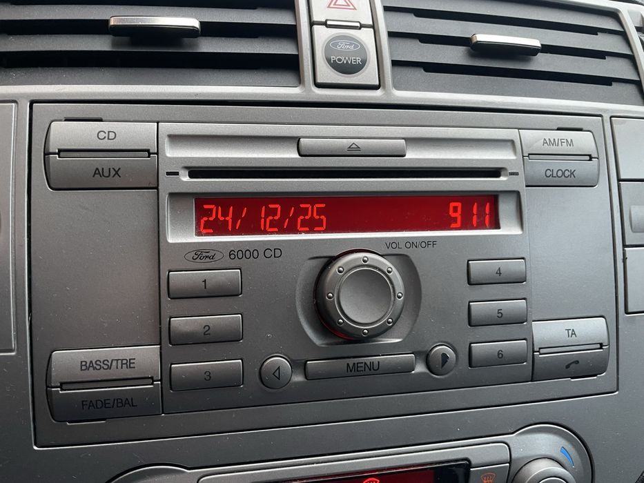 Радио за Ford kuga