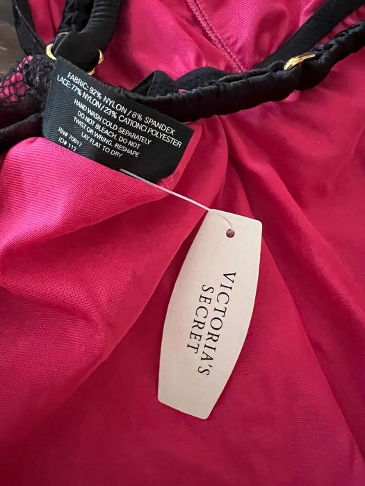 Дамско бельо на Victoria Secret