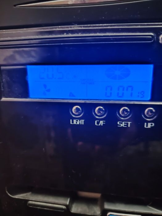 Kompьyuter stolni Narxi bor yug'i 300 000 so'm.