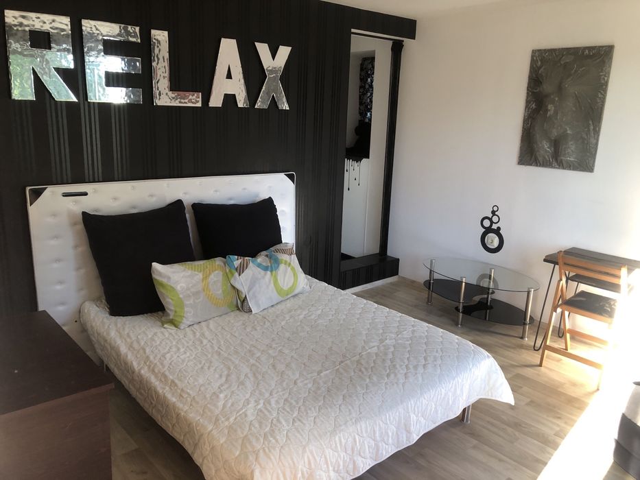 Дава се под наем Къща в с. Кирилово, Област Стара Загора - 100 кв.м за 510 € - Снимка #9