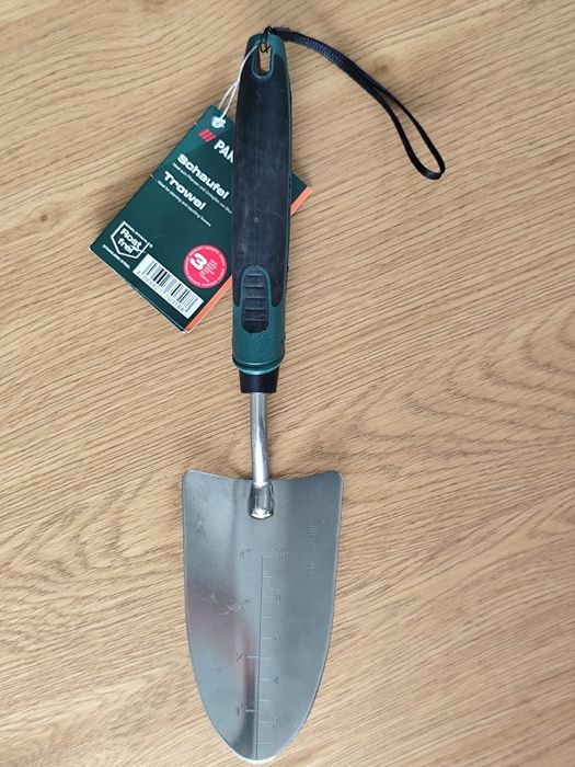 Lopată inox rezistent Parkside