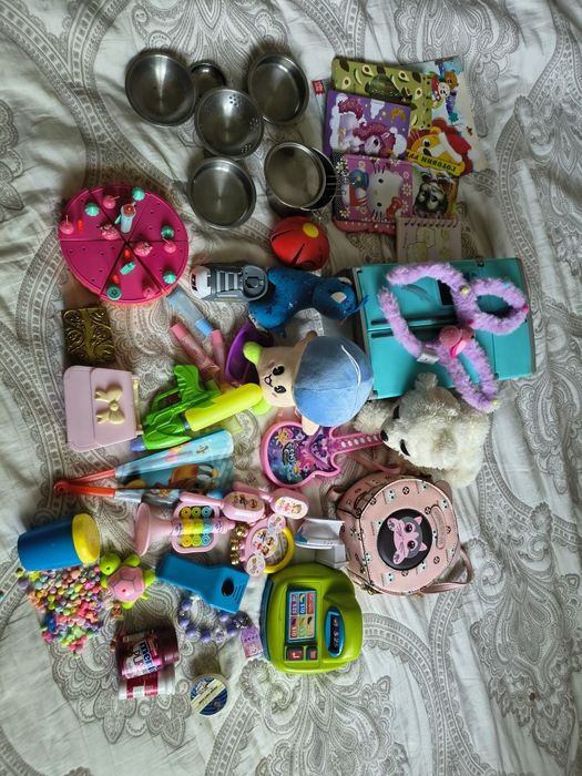 Продам пакет игрушек