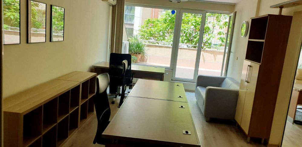 Дава се под наем Офис в София, Зона Б-5 - 78 кв.м за 650 € - Снимка #2