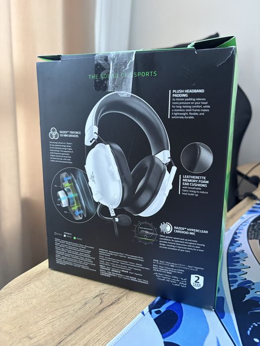 Продам наушники Razer новые