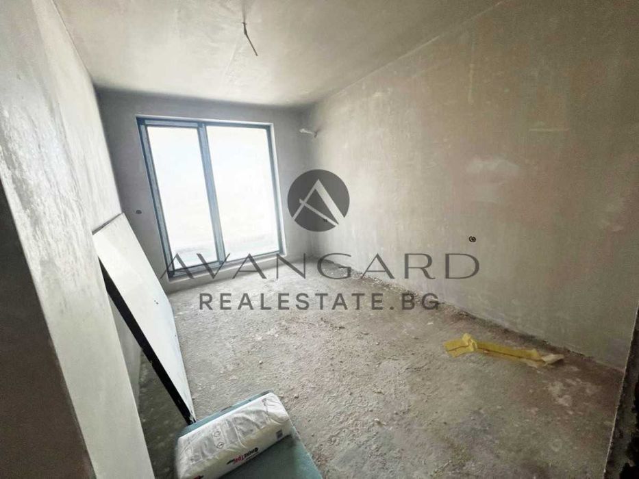 Продава се Двустаен апартамент в Пловдив, Кършияка - 72 кв.м за 1339 €/кв.м - Снимка #1