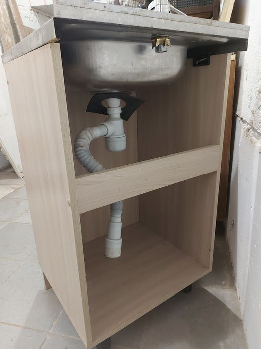 Мойка с тумбой для кухни