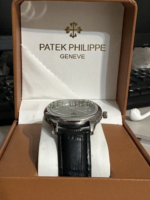 Продам срочно Patek Phillipe Nautilus