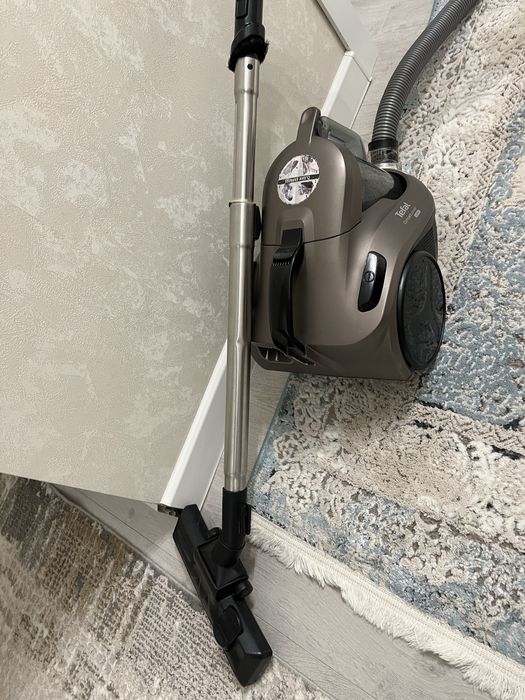 Срочно продам пылесос