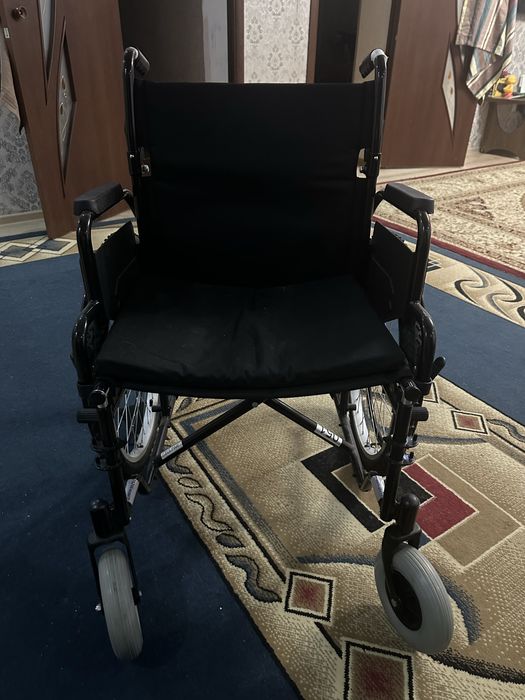 Инвалидная коляска