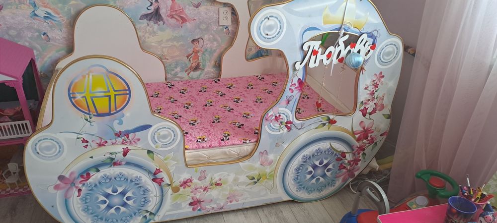 Кровать карета для принцесс