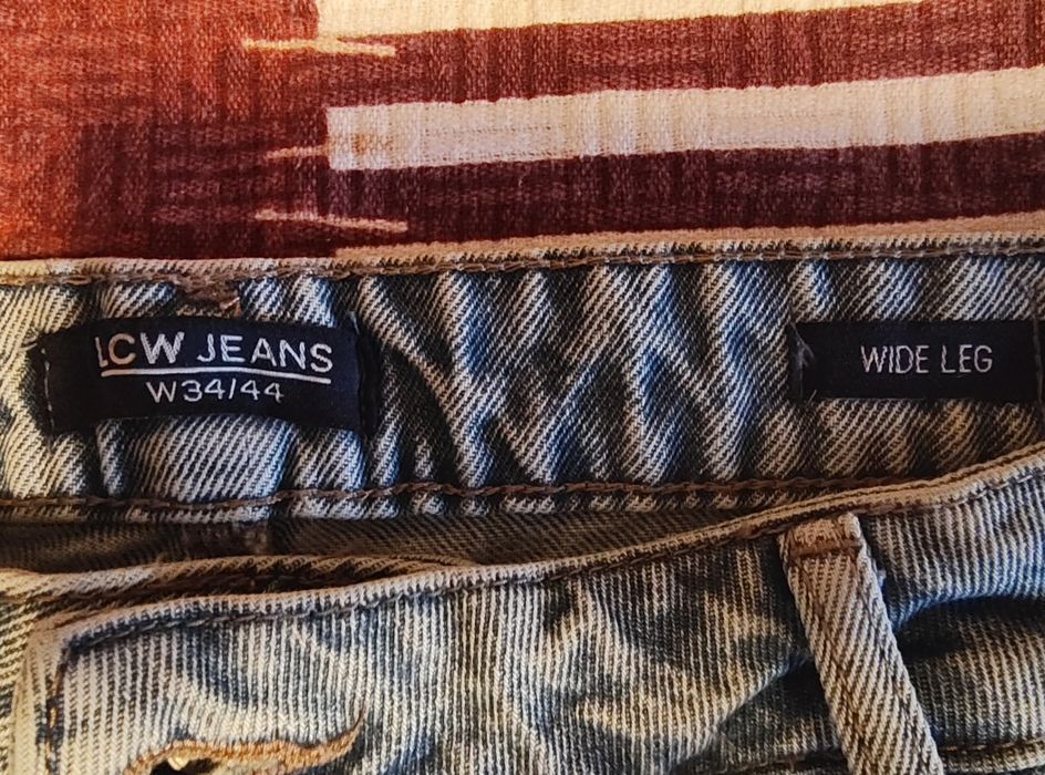 Blugi Waikiki mărime 44, wide leg
