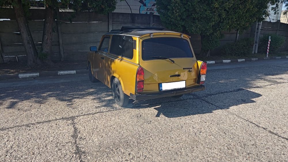 TRABANT 1.1 1990 — imagine 5