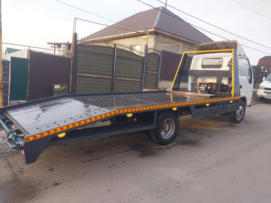 Продам эвакуатор